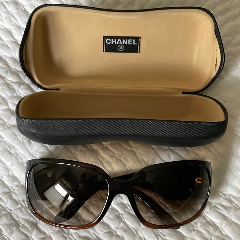 CHANEL with case!  Gorgeous.  Bling sides.